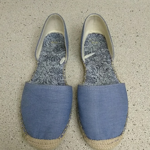 Shoes - Picture 2 of 4